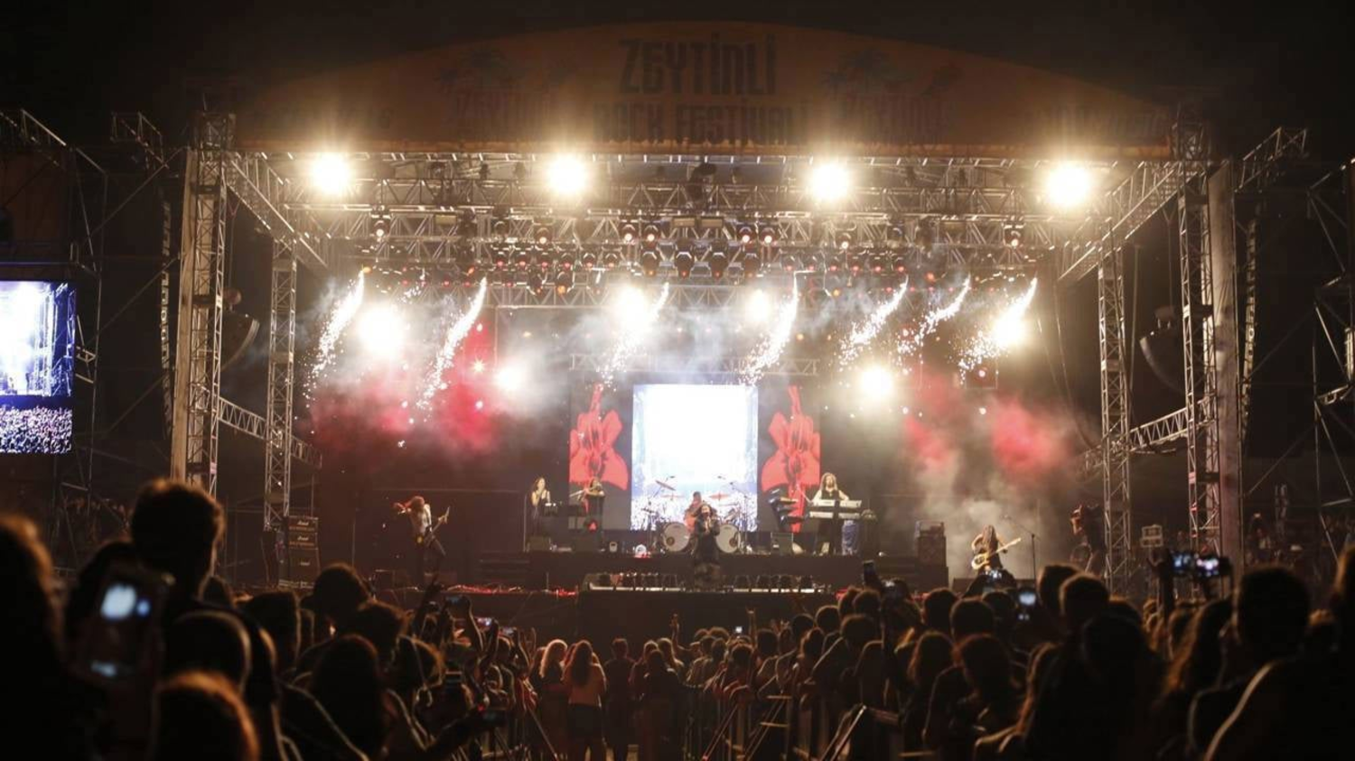 Zeytinli Rock Festivali üçüncü kez iptal edildi
